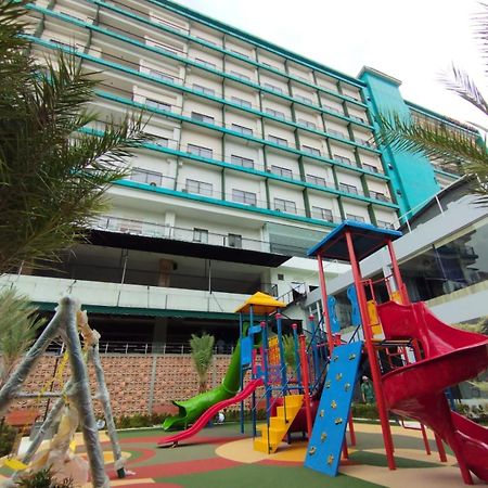 Hotel Gren Alia Jakarta Eksteriør bilde